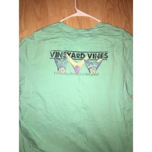 Vineyard Vines t shirt